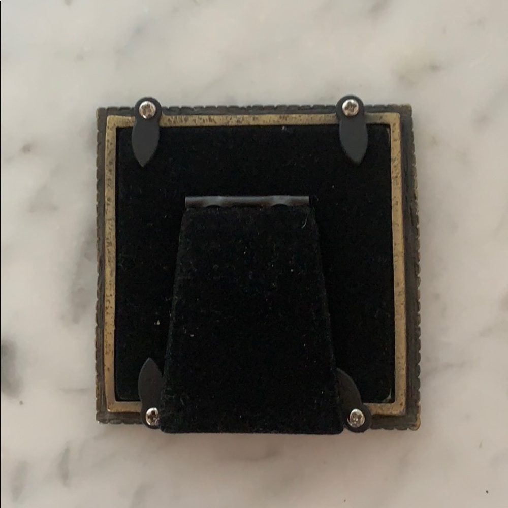 Picture frame - Picture 2 of 4